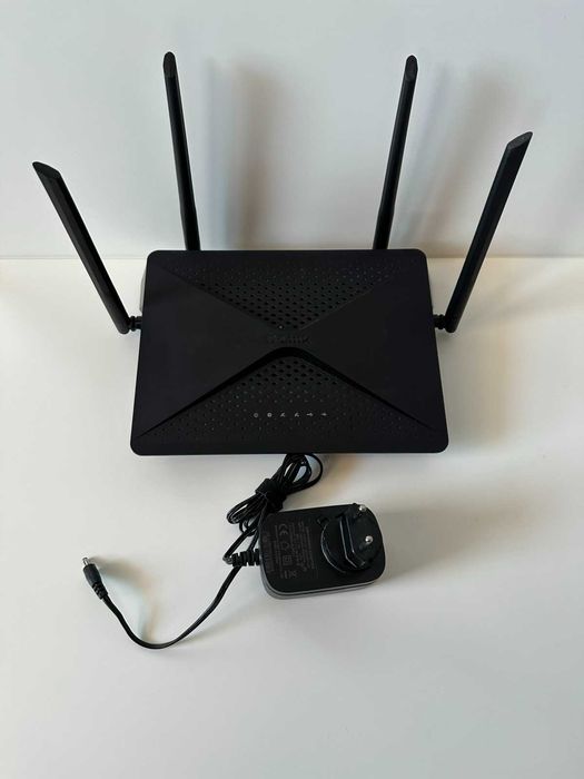Рутер D-Link DIR-882 EXO AC2600 Wi-Fi 5 (802.11ac) скорост: 800+1733 Mbps