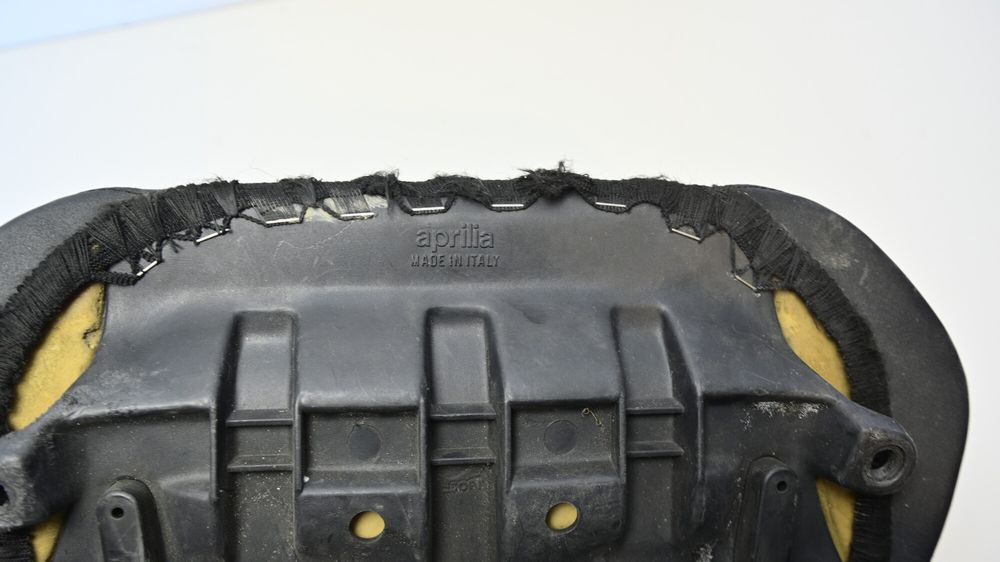Scaun Fata Pilot Sa Sezut Aprilia RSV 1000 1998 - 2003