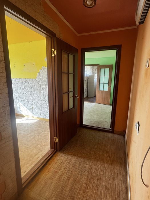 Срочно Продам 4 комнатную квартиру