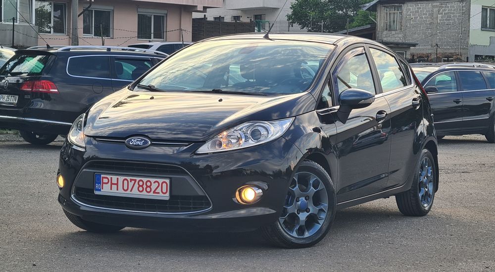 Ford Fiesta Titanium 2013 * 1.6 TDCI * Euro 5 * Klimă * Xenon * Senzori * Jante * Import Recent Olanda