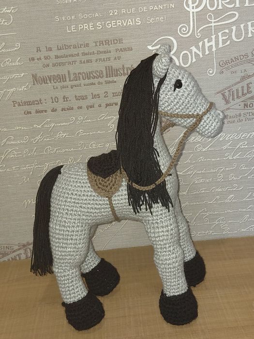 Лошадь ручной работы.