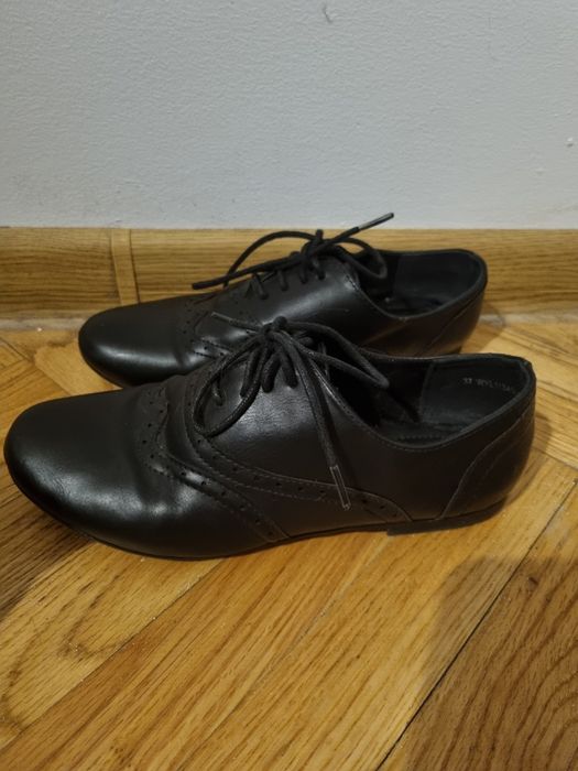 Класически есенно-пролетни обувки