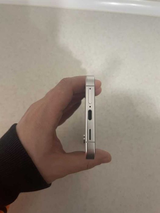 Samsung Galaxy s24 plus