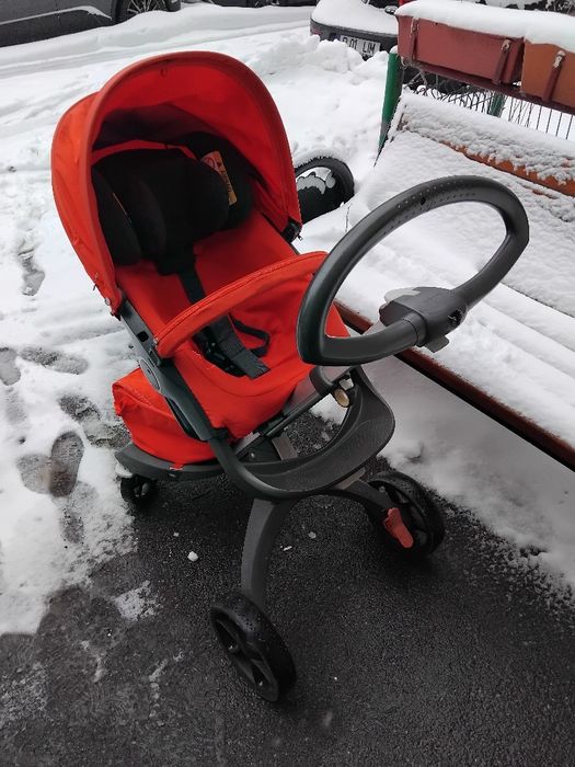 Vând căruț Stoke pliabil