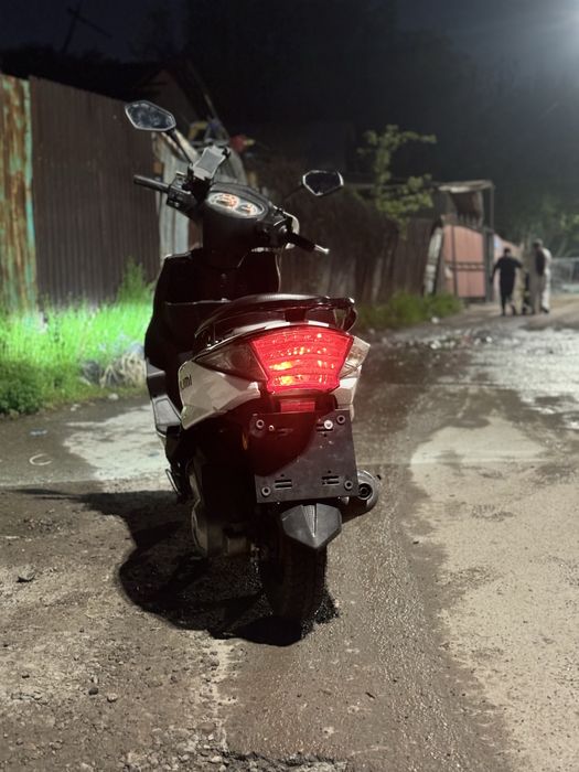 Продается мопед m8 срочно