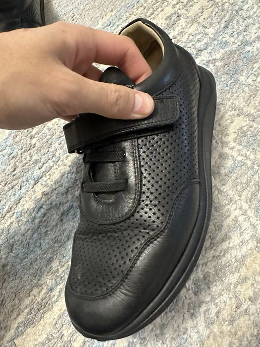 туфли кожанные.