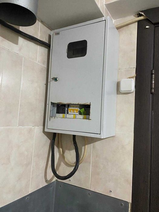 Продам коммерческое помещение в 7 мкр