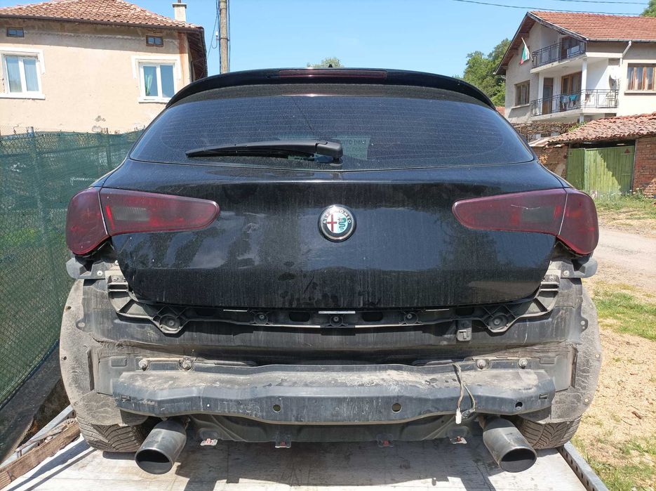 Alfa Romeo Giulietta на части