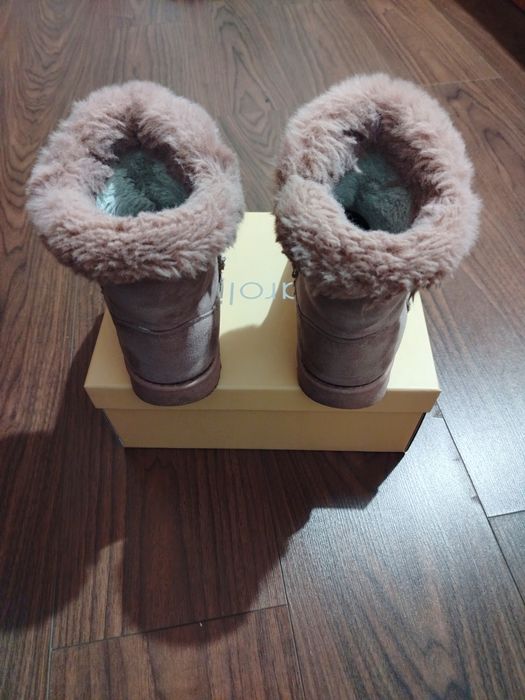 Ghete UGG  calitate Nou fără probleme