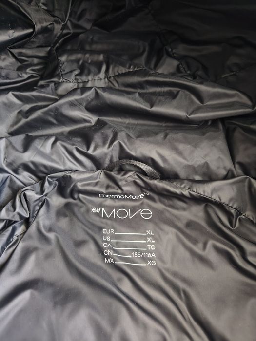 Продавам зимно яке H&M