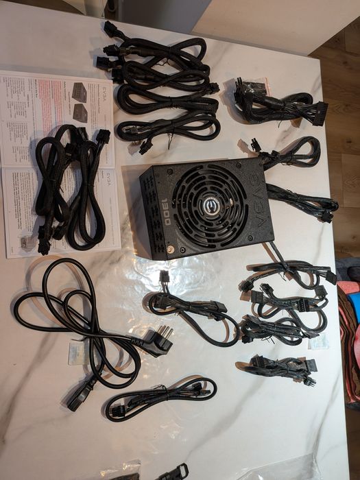 Sursă EVGA SuperNOVA 1300 G2, 1300W, 80+ Gold, Full Modular