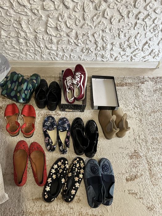 Вещи.Платья,толстовки,юбки ,обувь.