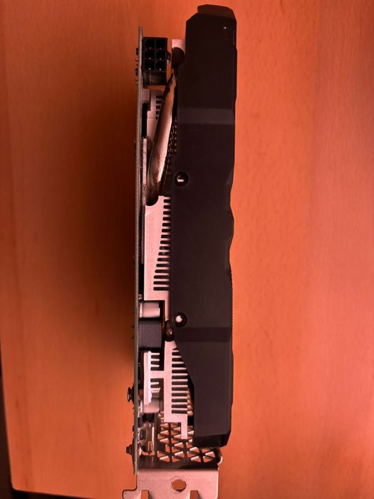 Vând placă video Amd Radeon rx 580 8gb 256 bit 2048 sp