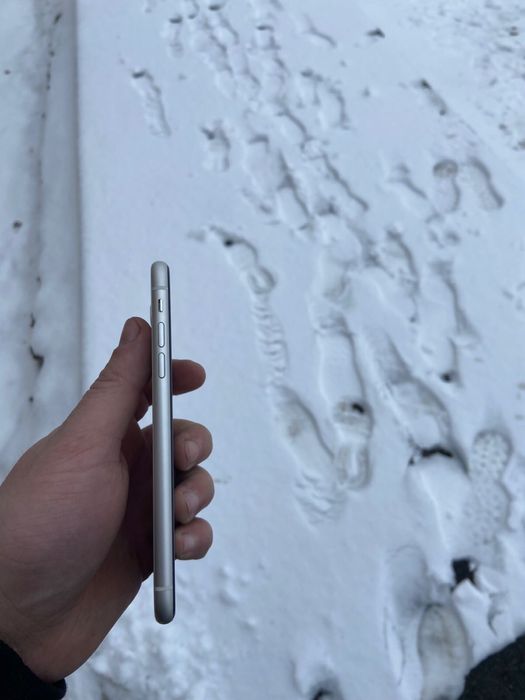 iphone 11 белый цвет 64 срочно