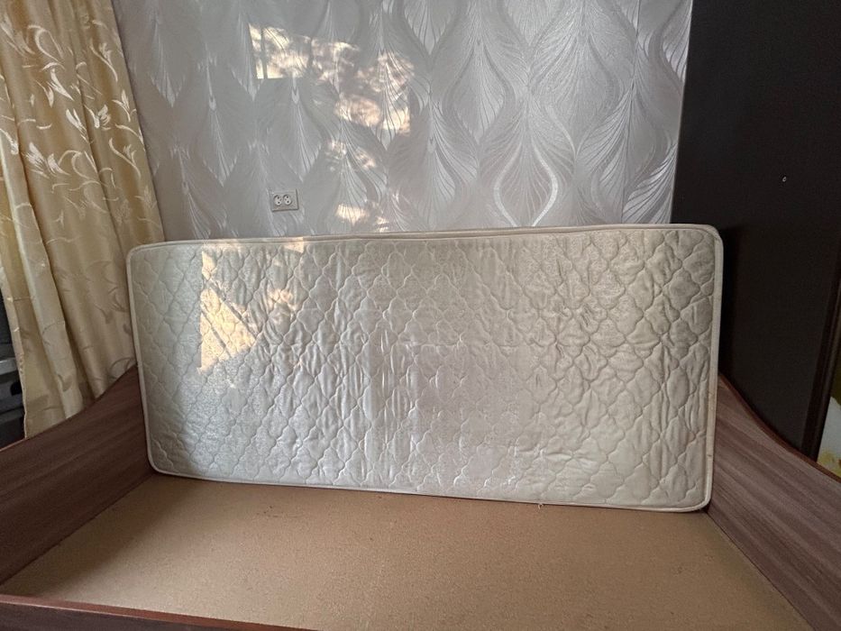 Продам кровать 1 спальня