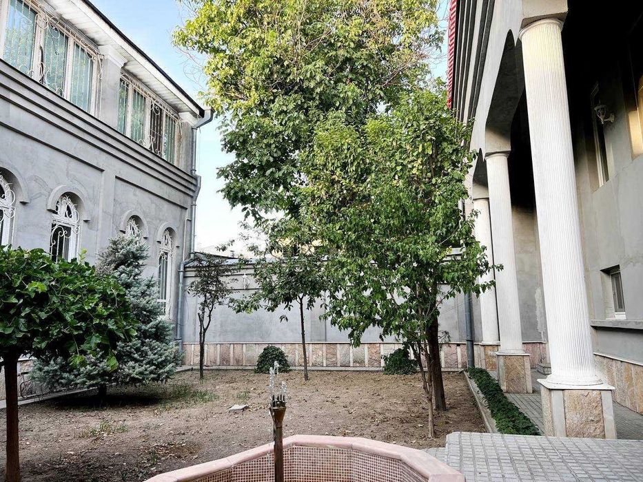 Ивлева ул. . Евродом 5 соток, 13 комн