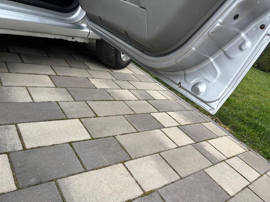 Dacia Logan 1.6 16V  GPL din fabrică , Aer conditionat