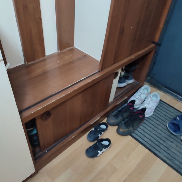 Шкаф для прихожей