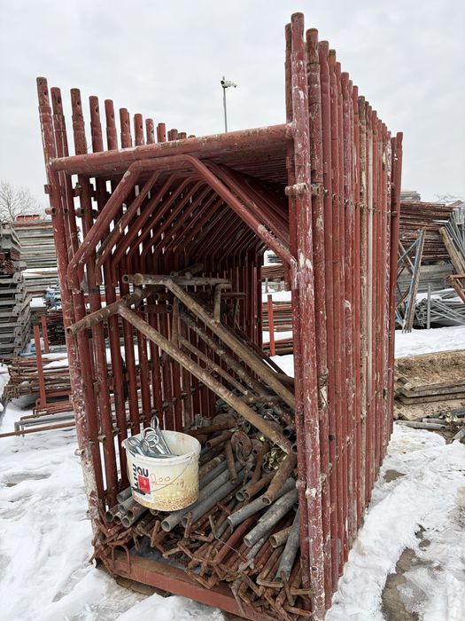 Vând schelă metalică fațadă – 3000 mp+, București