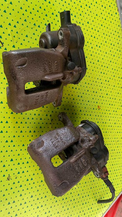 Motoras Electric Etrier Frana STANGA-DREAPTA AUDI A4 B8 2008-2011