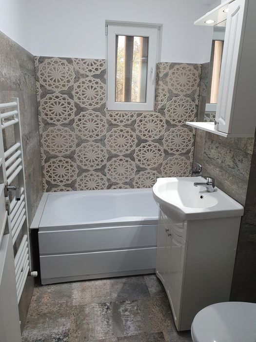 Apartament 2 camere de închiriat PRIMA INCHIRIERE TOTUL  NOU LUX