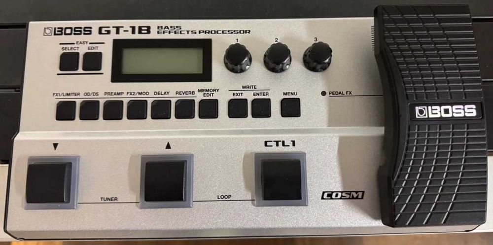 Pedale pentru chitare electrice si bass BOSS efecte - GARANTIE