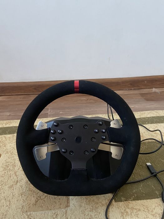 Руль игравой продам новый