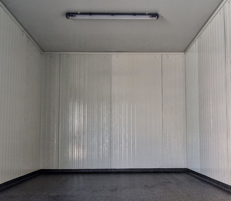 boxe , depozite , spatii  de închiriat  ,  de la 60 euro