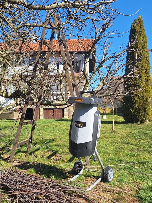 Клонотрошачка, дробилка Alpina