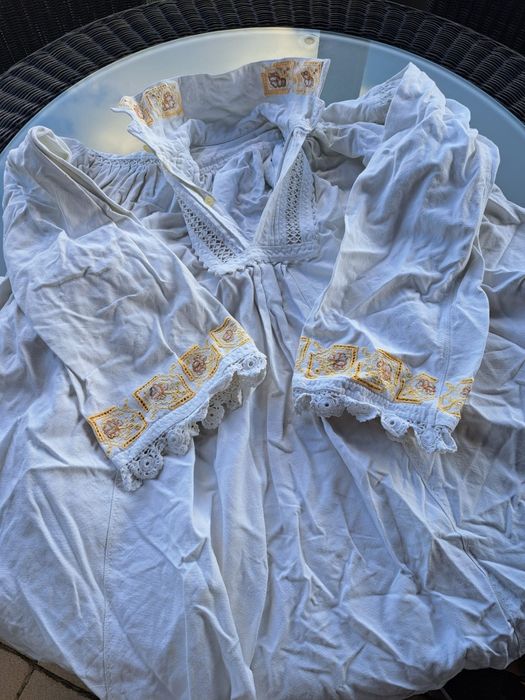 Vând cămăși tradiționale și ițari bărbătești