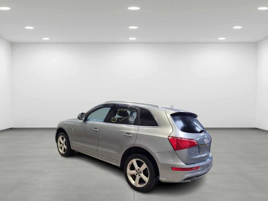 Dezmembrari dezmembrez Audi Q5 3.0 TDI cod motor CCWA