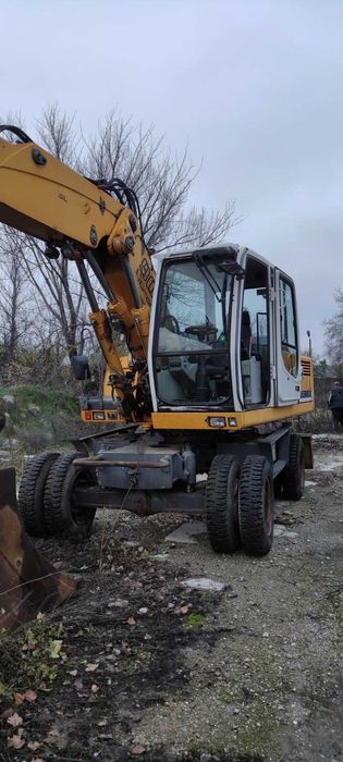 Продаваме Колесен Багер LIEBHERR Модел А904С