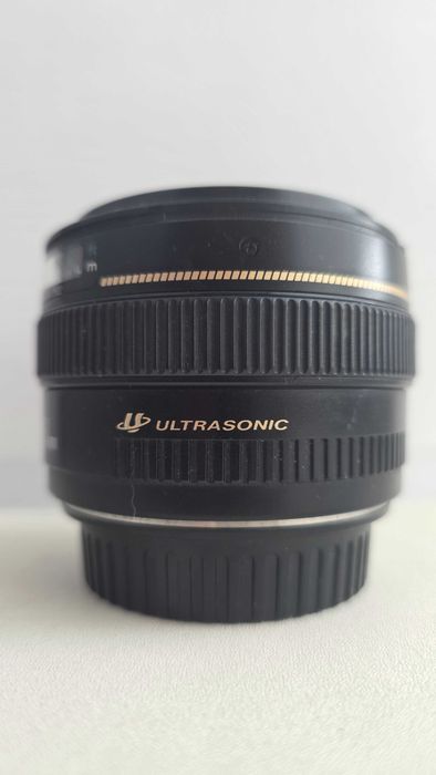 Объектив Canon EF 50mm f/1.4 USM