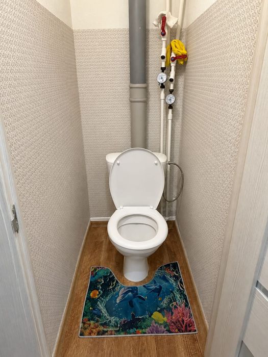Продам 2 комн. квартиру.г.Аксу
