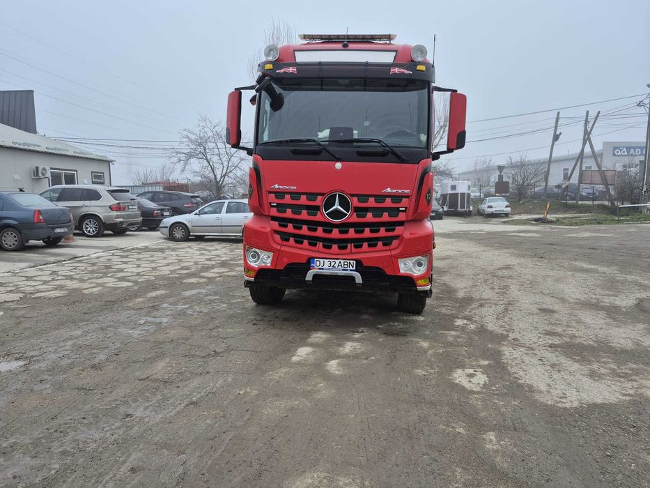 Vand Mercedes Arocs Basculanta