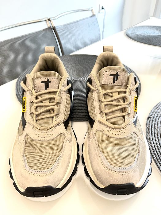 Маратонки TOGOSHI 42 номер 27 см стелка