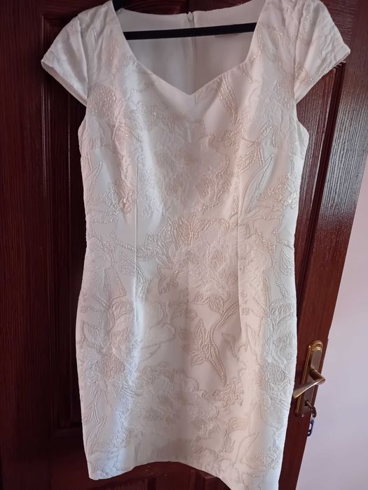 Официални    Рокли