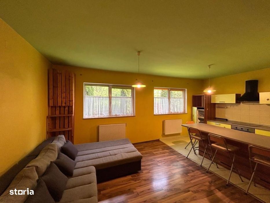 Apartament 3 camere cu curte de 65 mp si 2 parcari | Floresti