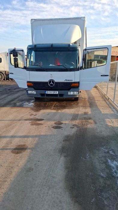 Mercedes Atego 818 de vânzare – Duba mare și înaltă