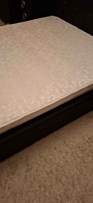 Продам матрасы в хорошем состоянии