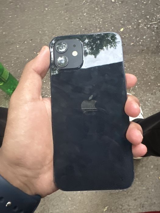 Айфон 12 продам