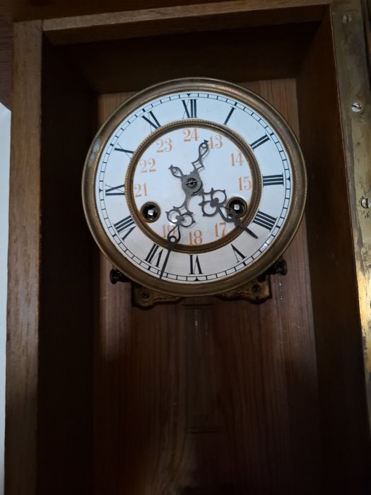 Pendula de perete mecanica an  1910
