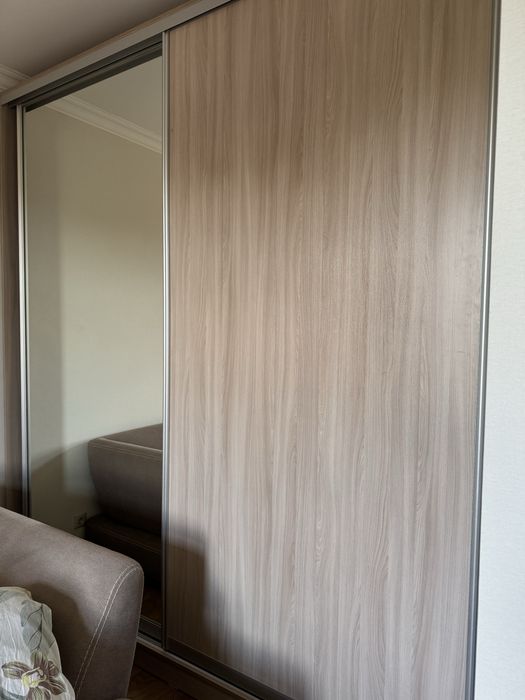 Продаю шкаф купе