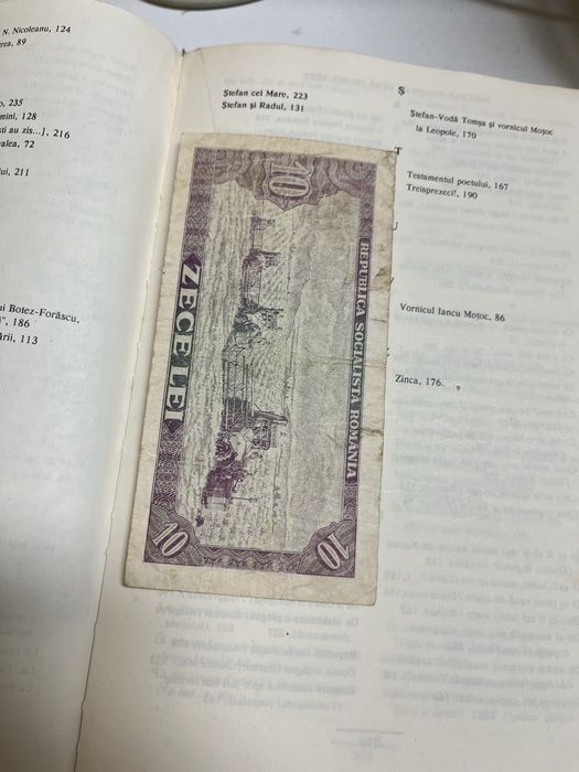 Bancnote vechi romanesti 150 buc , 100 buc dala le luati pe toate