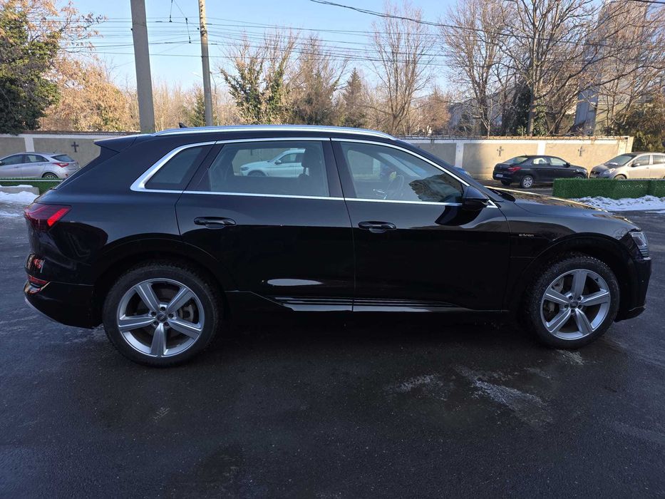 Audi e-tron 50 quattro – 2019 – Electric – Stare foarte bună