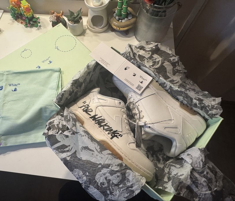 Off-White „For Walking” White