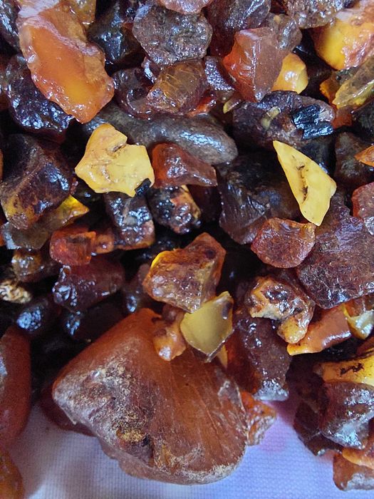 Натурален Балтийски Кехлибар 642 гр