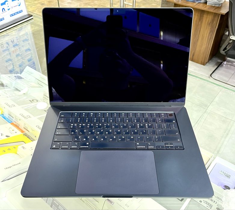 MacBook Air M3 15" Dyum- 16GB/256GB~ideal Noutbuk ( Макбук - Ноутбук )