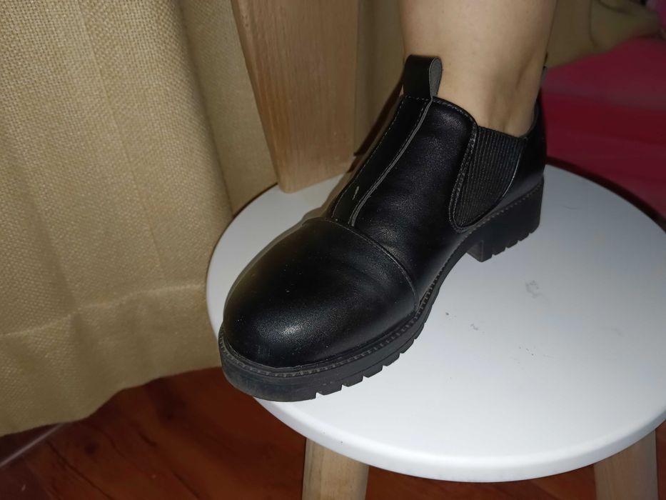 Полуботиночки...