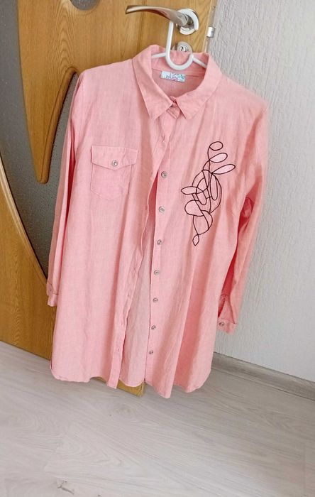 Дамска риза + ПОДАРЪК пухен елек